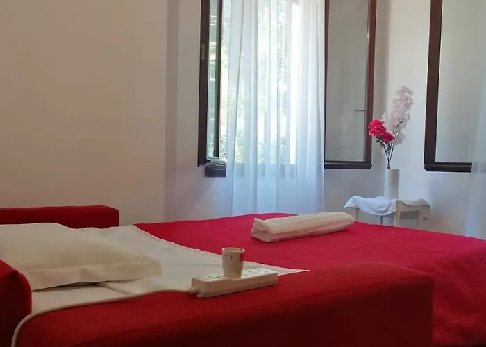 Проживание в семье Venice Station Местре